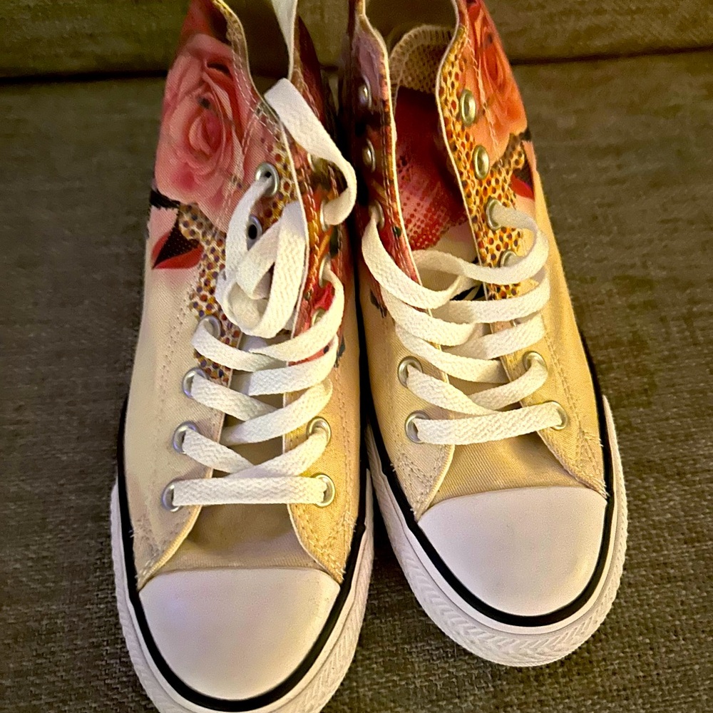 Awesome Wedge Converse Sneakerss